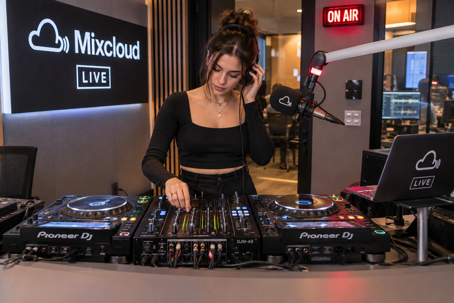Immagine originale della parte 8: Mixcloud
